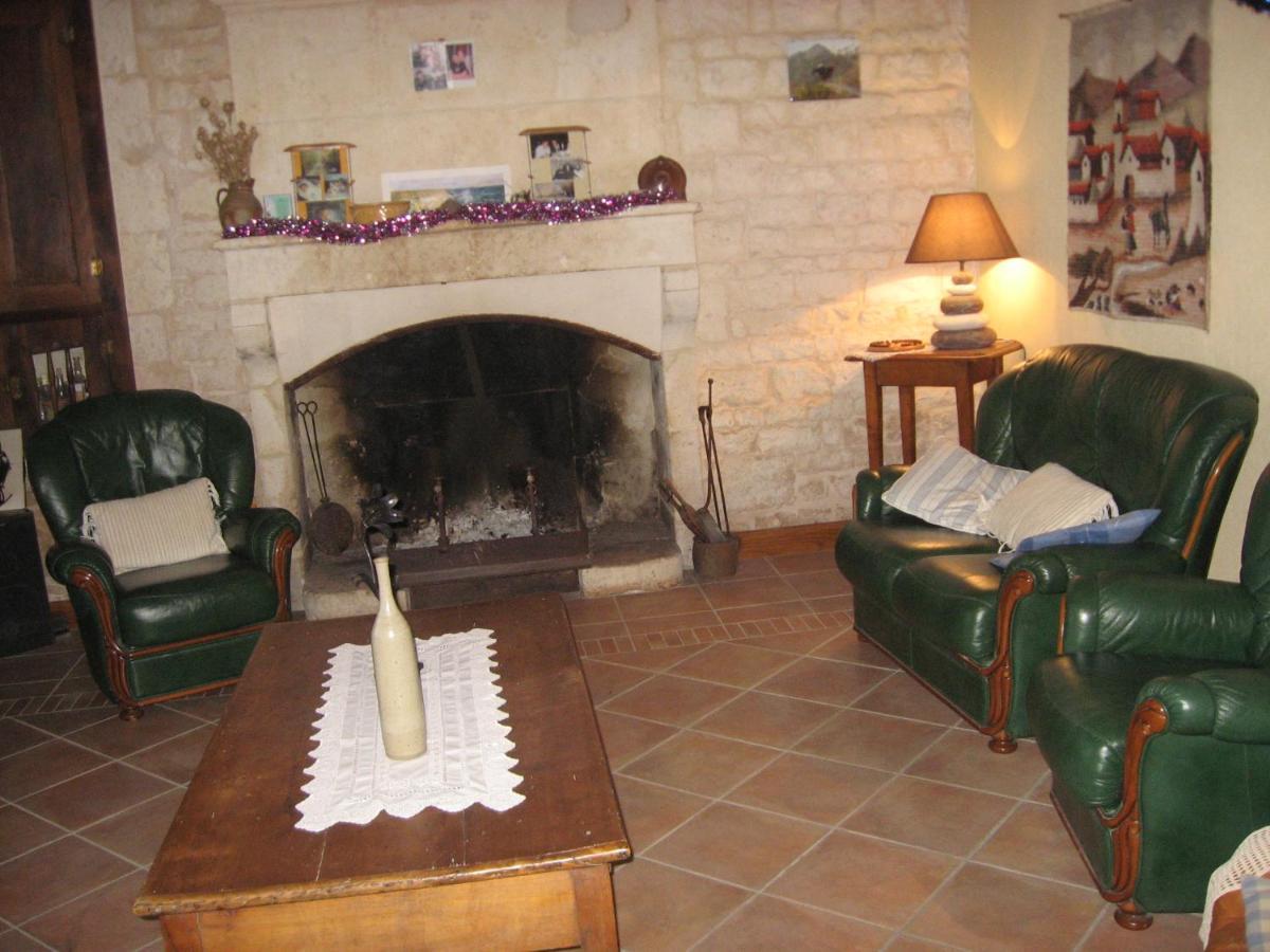 La Ferme De Magnantru Bed and Breakfast Perigne Exteriör bild