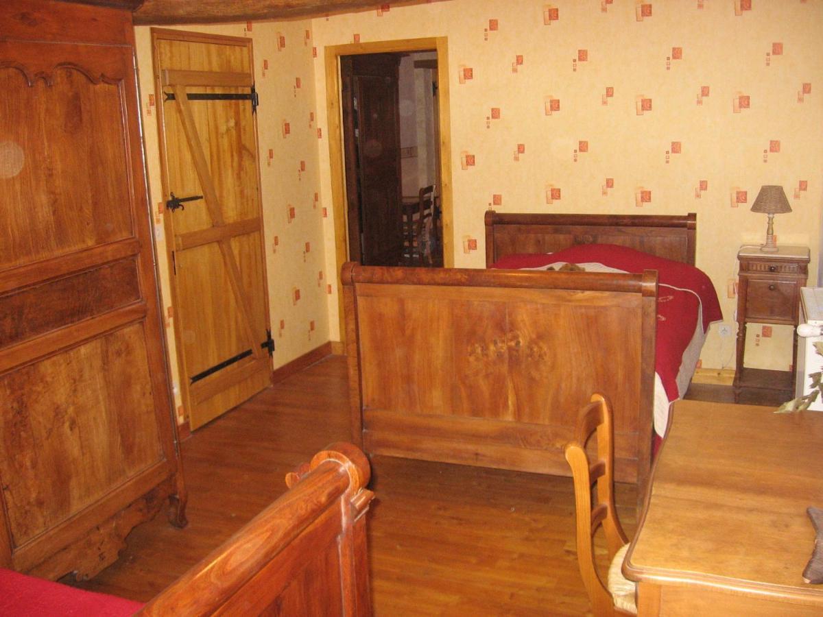 La Ferme De Magnantru Bed and Breakfast Perigne Exteriör bild